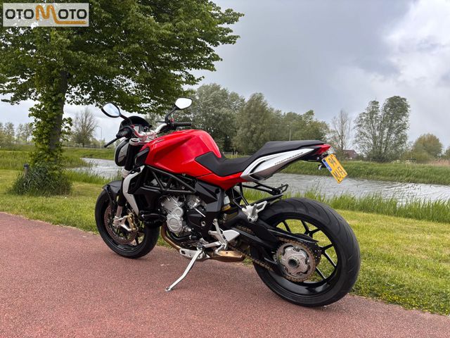 mv-agusta - brutale-675