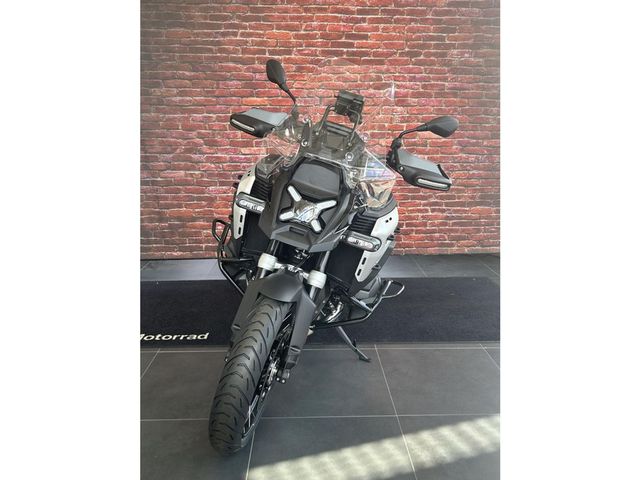 bmw - r-1300-gs-adventure-triple-black