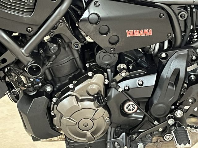 yamaha - xsr-700-xtribute