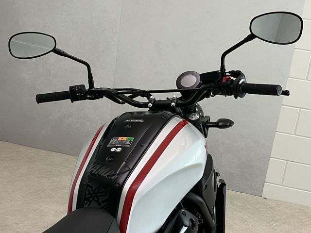 yamaha - xsr-700-xtribute