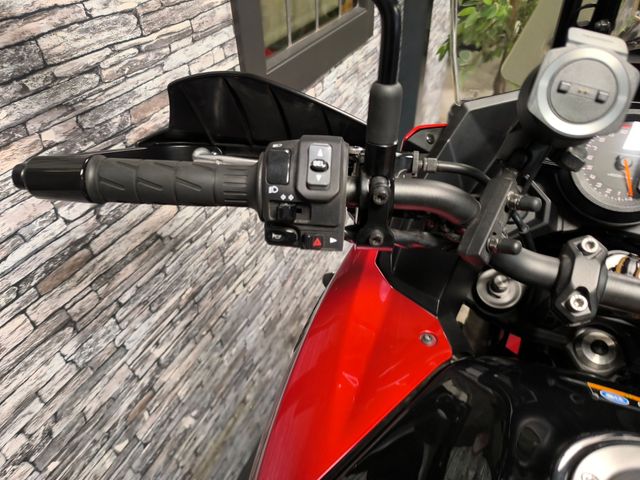 kawasaki - versys-1000-grand-tourer