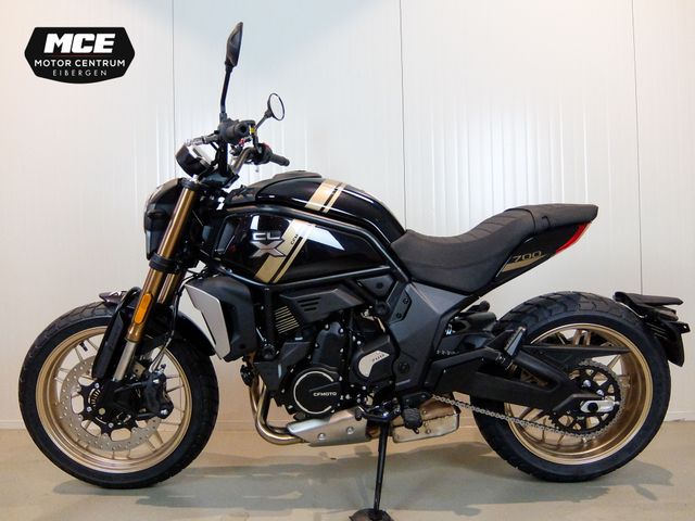 cfmoto - 700-cl-x-heritage