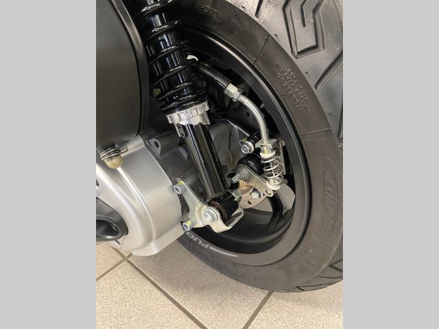 piaggio - mp3-500-lt-sport