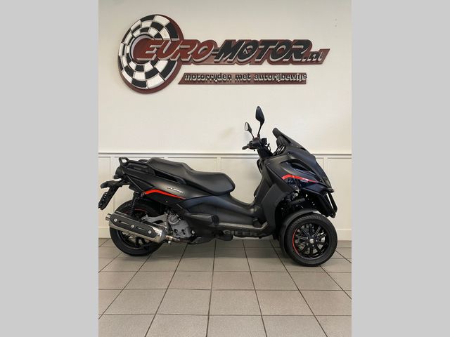 piaggio - mp3-500-lt-sport