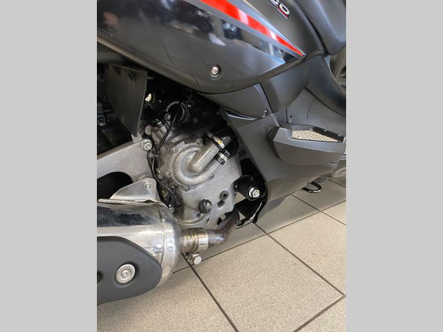 piaggio - mp3-500-lt-sport