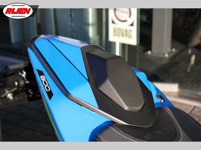 suzuki - gsx-8s