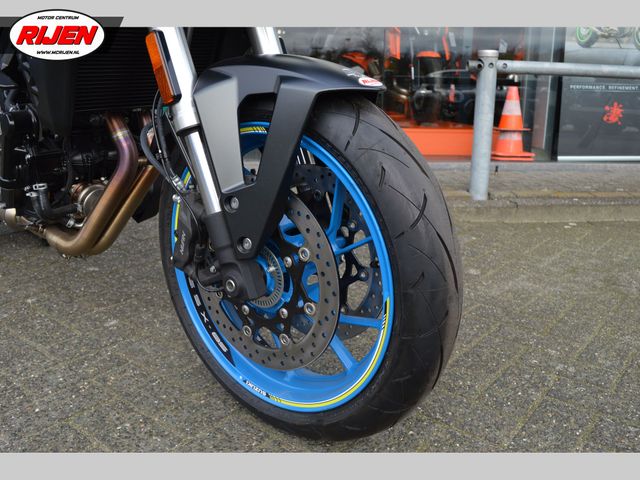 suzuki - gsx-8s
