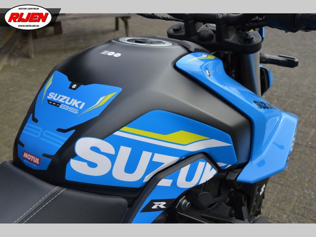 suzuki - gsx-8s