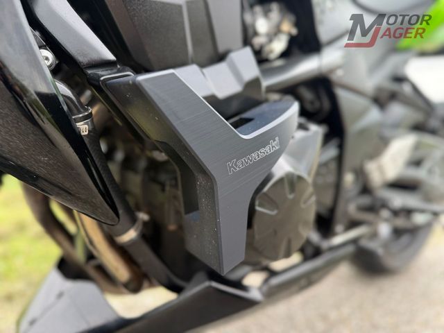 kawasaki - z-750-r-abs