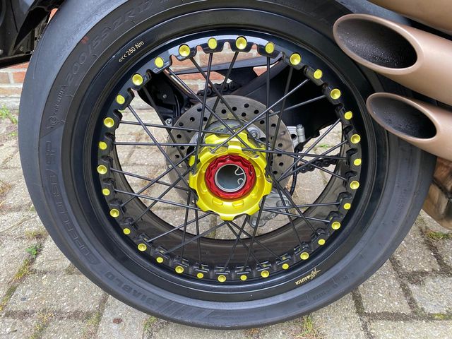 mv-agusta - brutale-800-dragster-rr