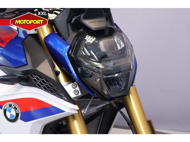 bmw - f-900-r