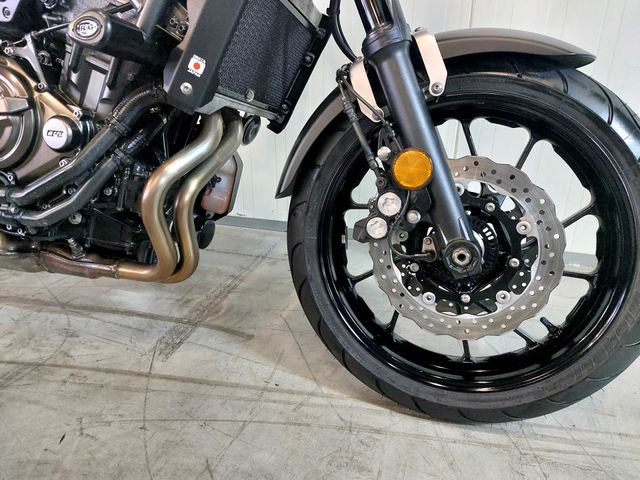 yamaha - xsr-700-abs