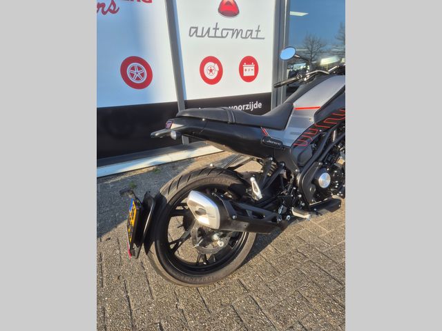 benelli - leoncino-125