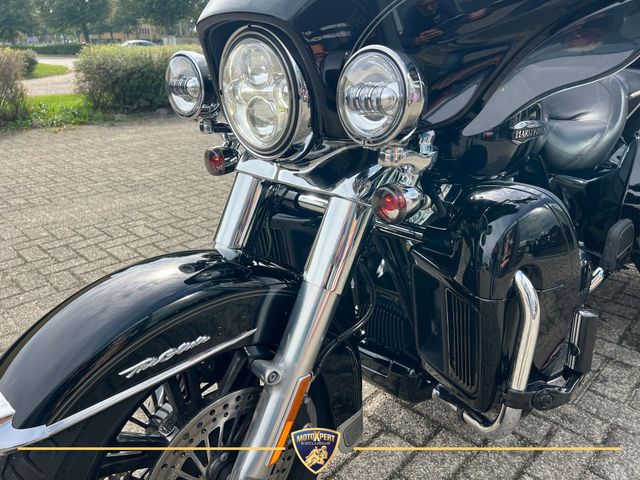 harley-davidson - tri-glide-ultra-114