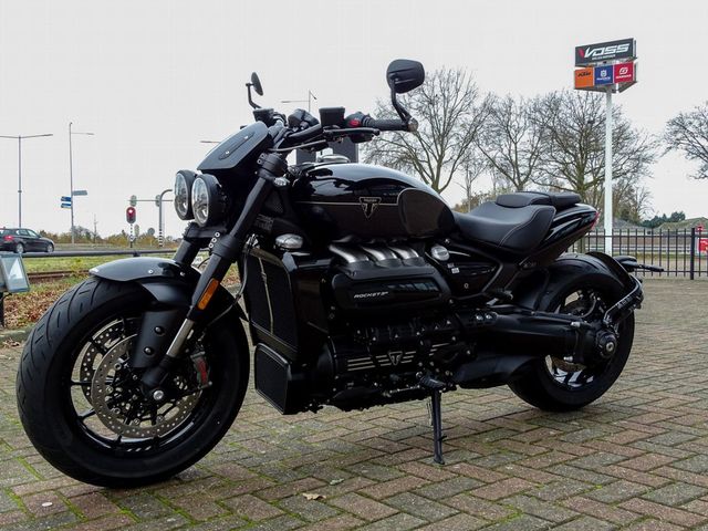 triumph - rocket-3-storm-r