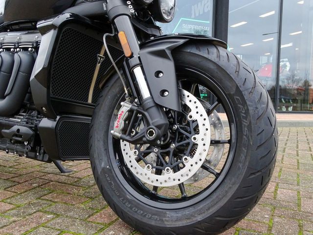 triumph - rocket-3-storm-r