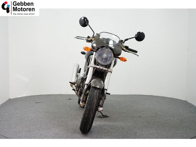 ducati - m-900-monster