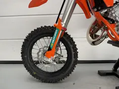 KTM 50 SX Factory Edition 2026 nieuw – foto 5 van 16