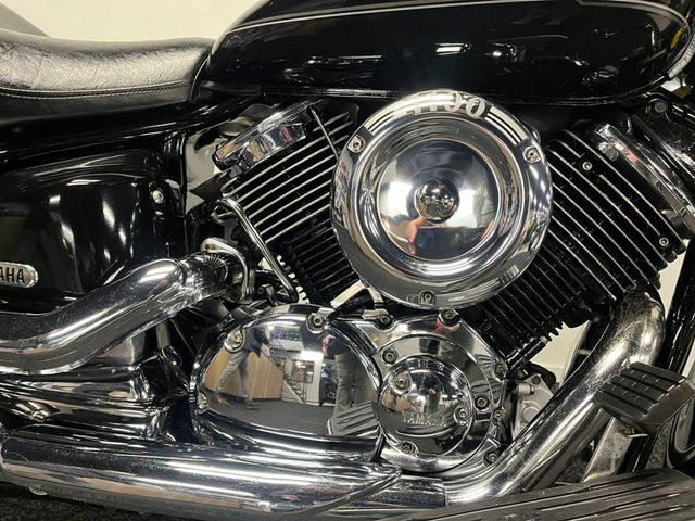 yamaha - xvs-1100-a-dragstar-classic