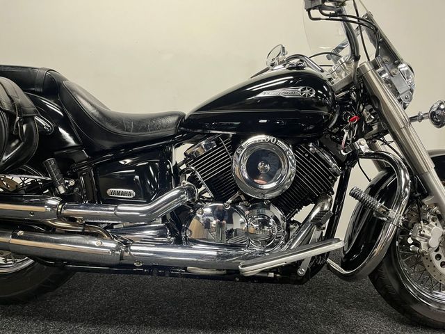 yamaha - xvs-1100-a-dragstar-classic