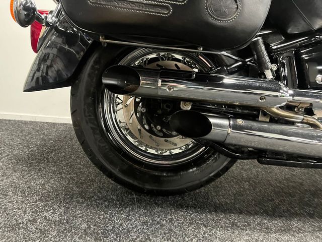 yamaha - xvs-1100-a-dragstar-classic