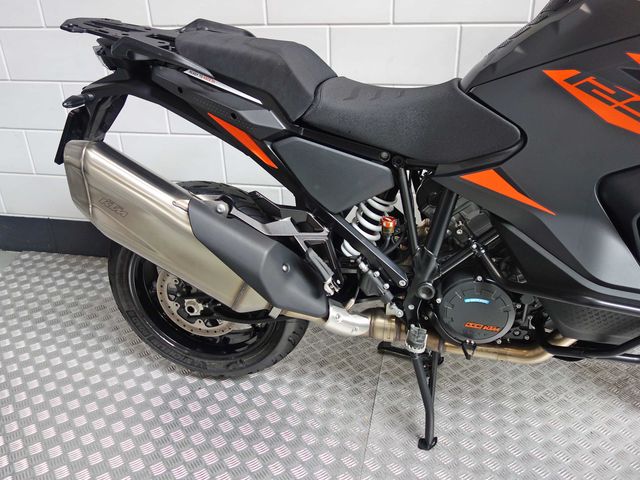 ktm - 1290-super-adventure-s