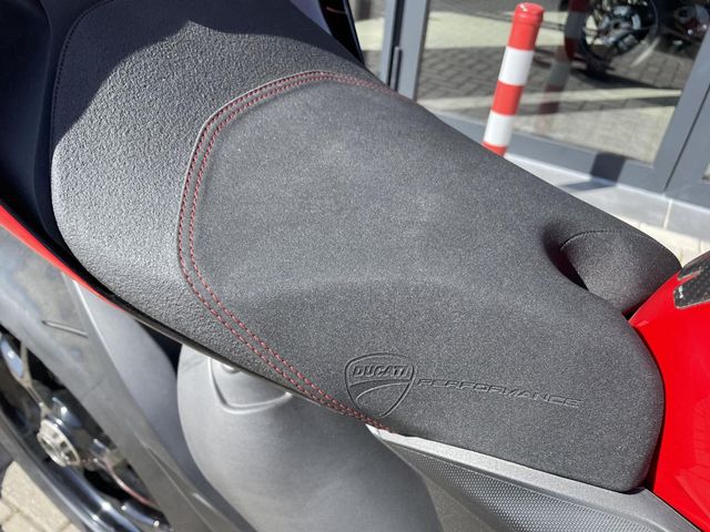 ducati - 1299-panigale