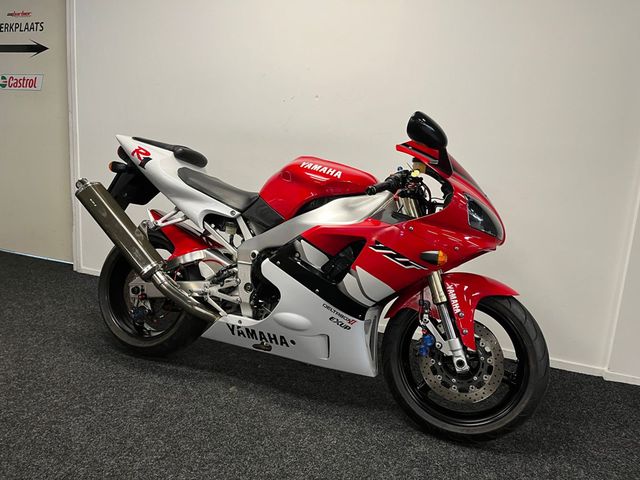 yamaha - yzf-r1
