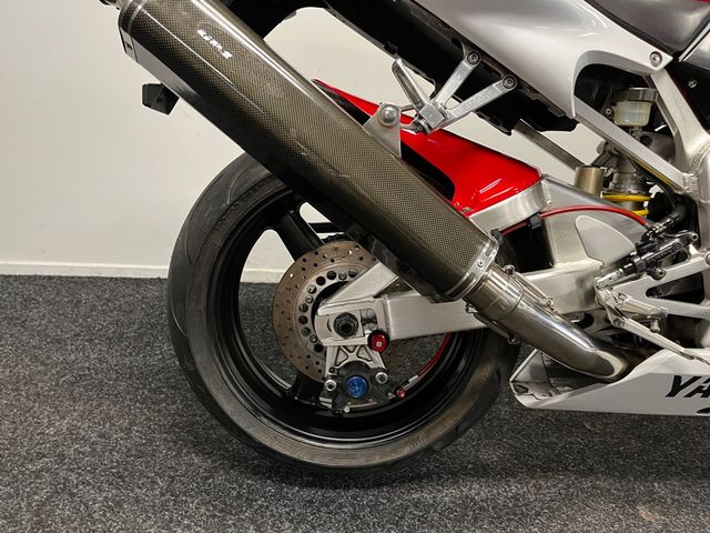 yamaha - yzf-r1