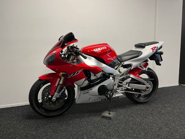 yamaha - yzf-r1
