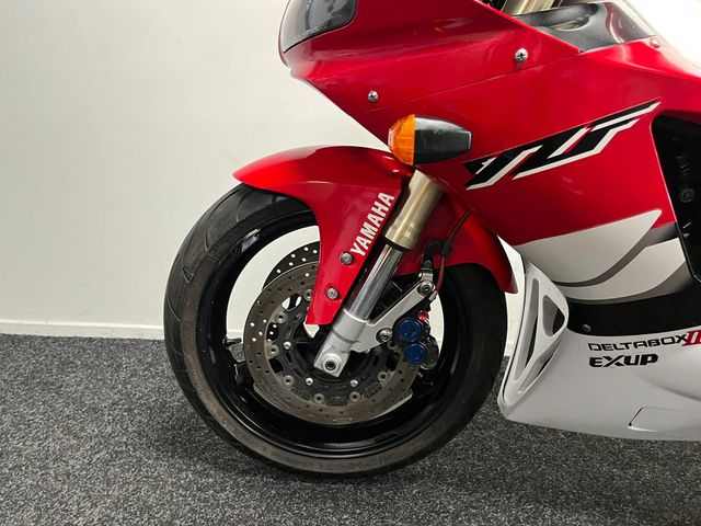 yamaha - yzf-r1