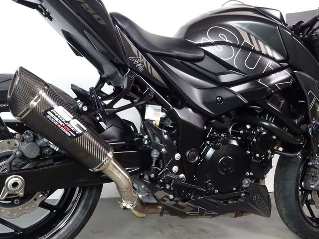 suzuki - gsx-750