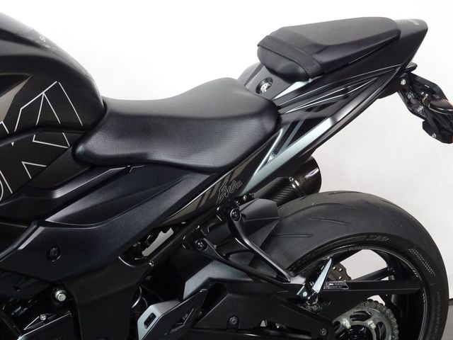 suzuki - gsx-750