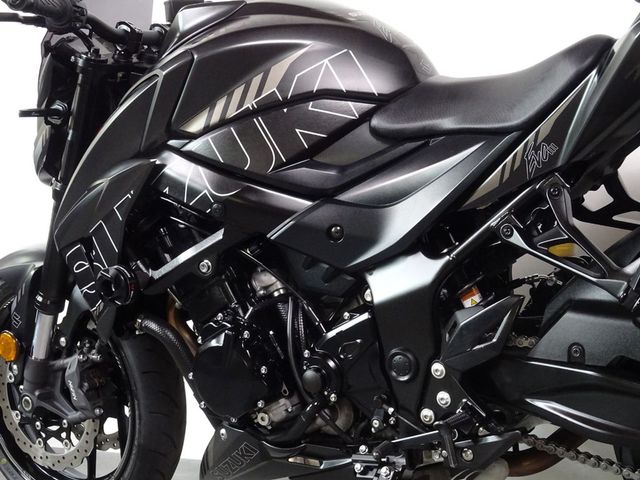 suzuki - gsx-750
