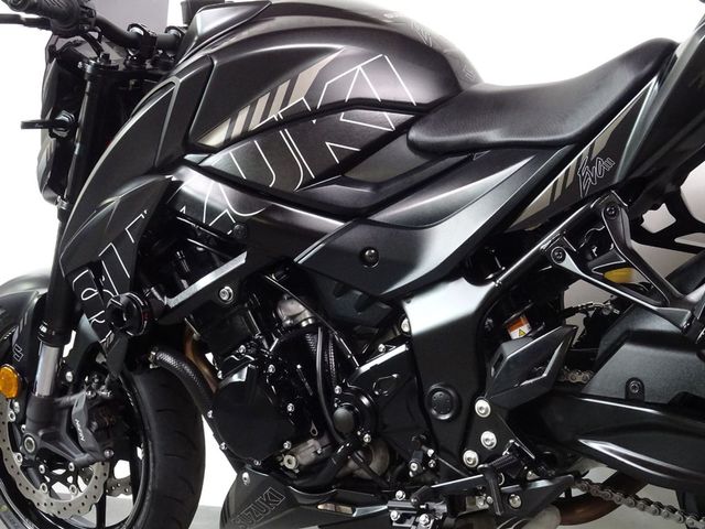 suzuki - gsx-750