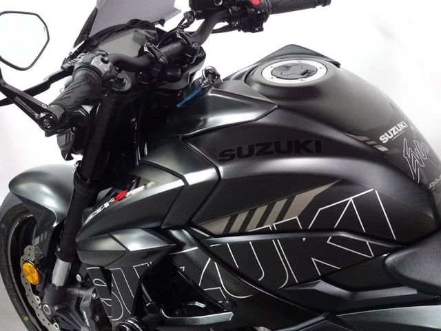 suzuki - gsx-750