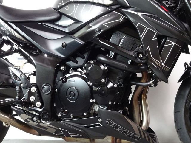 suzuki - gsx-750
