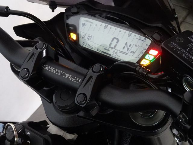 suzuki - gsx-750