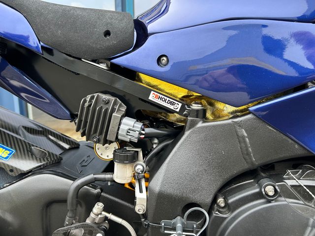 yamaha - yzf-r1