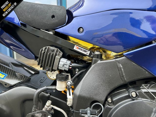 yamaha - yzf-r1