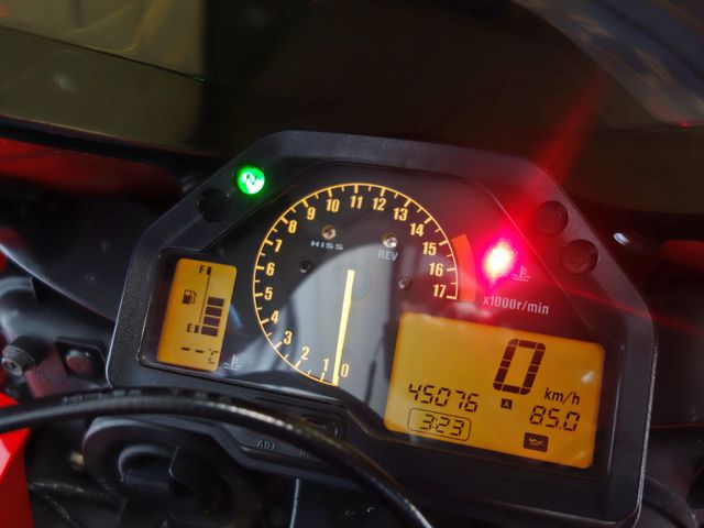 honda - cbr-600-rr