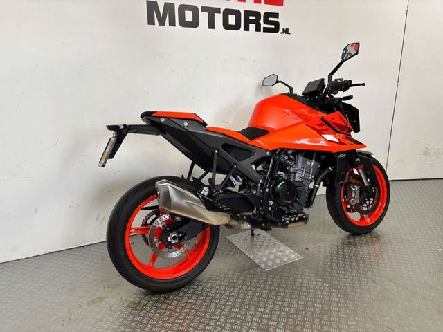 ktm - 990-duke