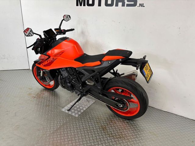 ktm - 990-duke