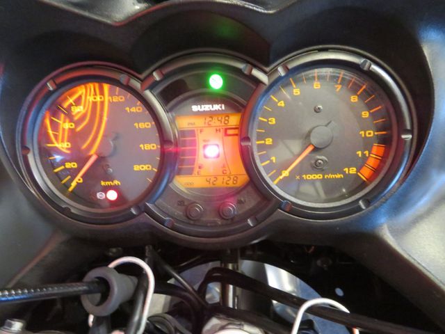 suzuki - v-strom-dl-650-black-rhino