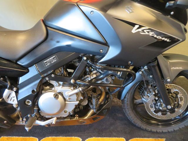 suzuki - v-strom-dl-650-black-rhino