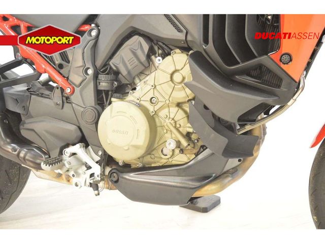 ducati - multistrada-v4-s-pikes-peak
