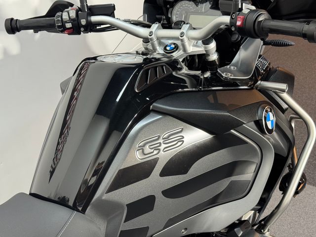 bmw - r-1200-gs-adventure-triple-black