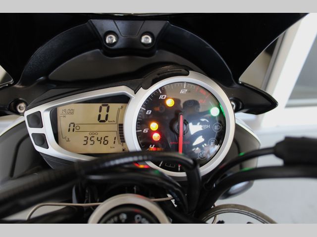 triumph - street-triple-rx-abs