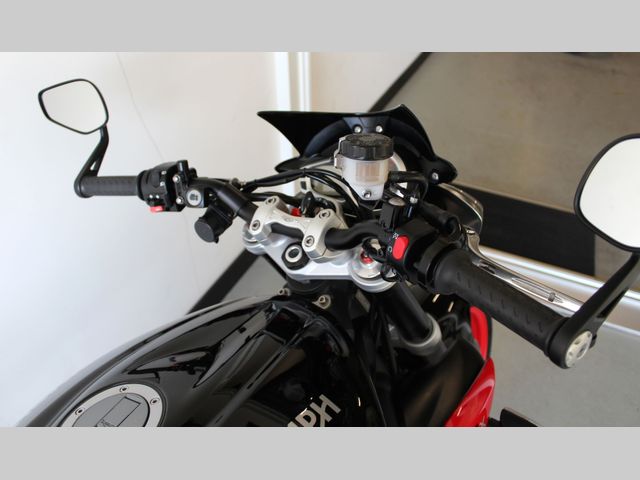 triumph - street-triple-rx-abs