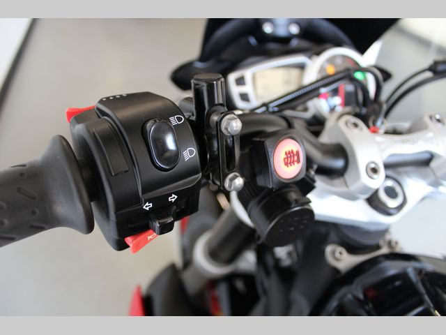 triumph - street-triple-rx-abs